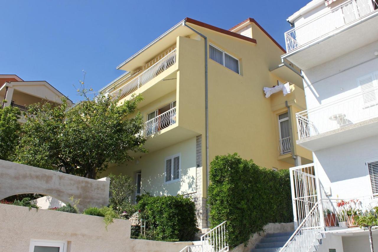 Apartments And Rooms With Parking Space Makarska - 6767 외부 사진