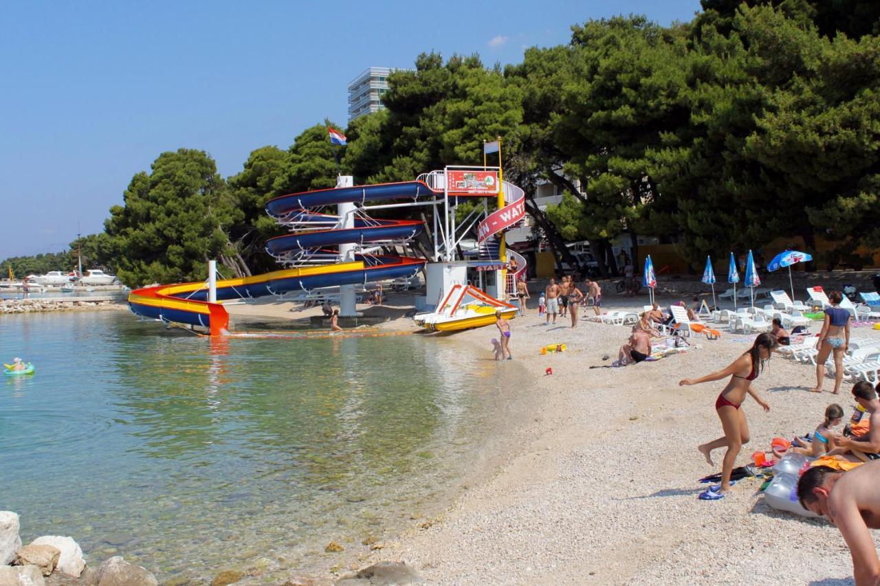 Apartments And Rooms With Parking Space Makarska - 6767 외부 사진