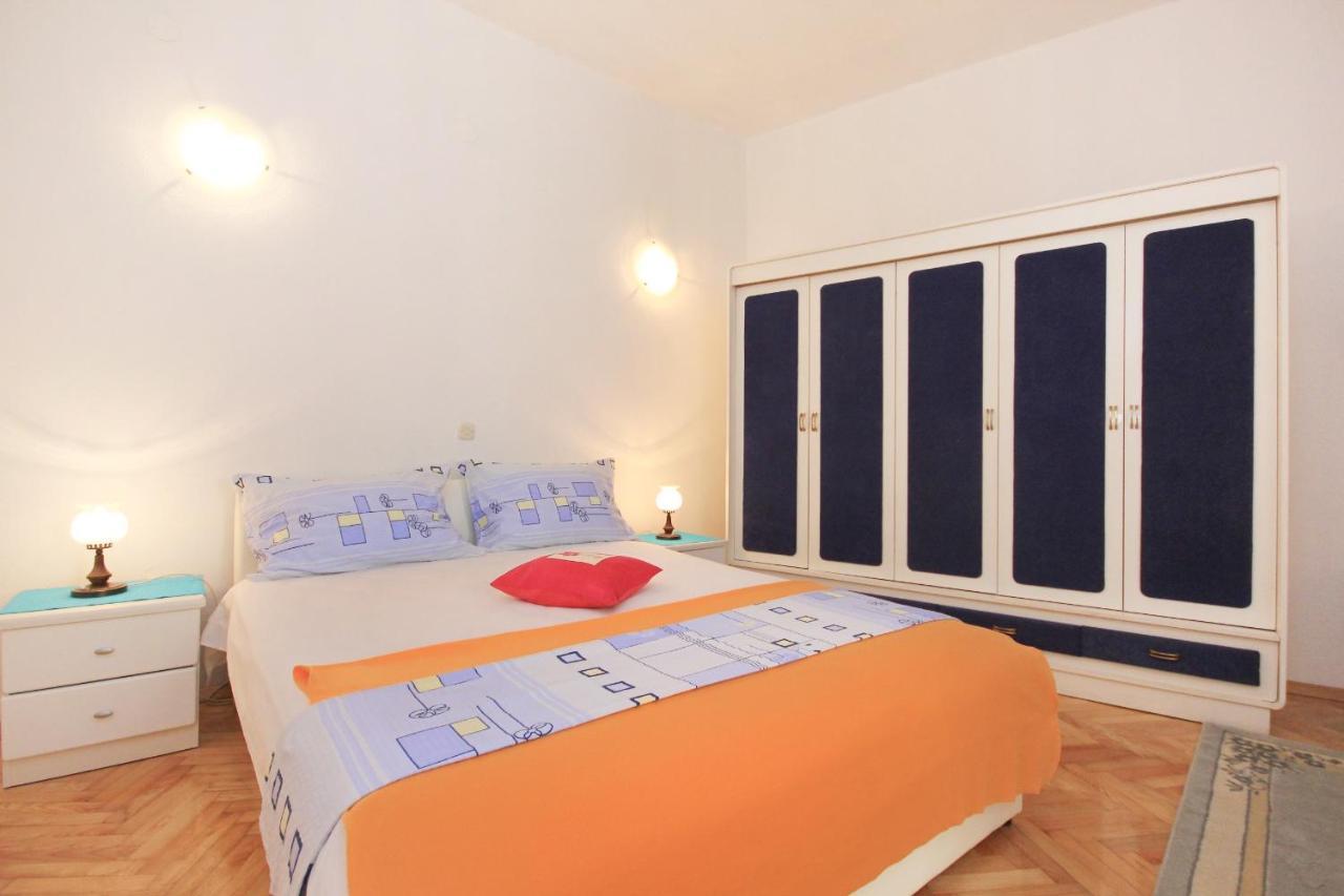 Apartments And Rooms With Parking Space Makarska - 6767 외부 사진