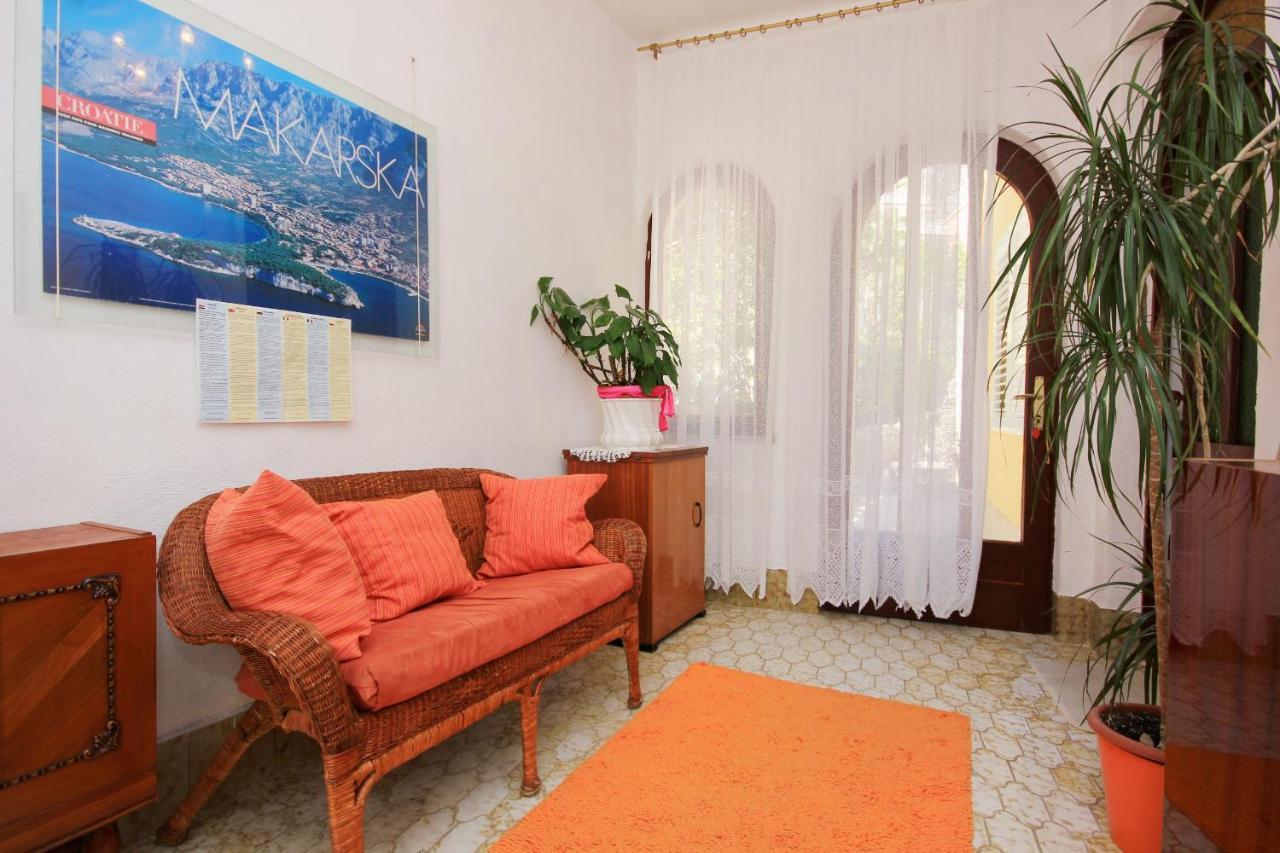 Apartments And Rooms With Parking Space Makarska - 6767 외부 사진